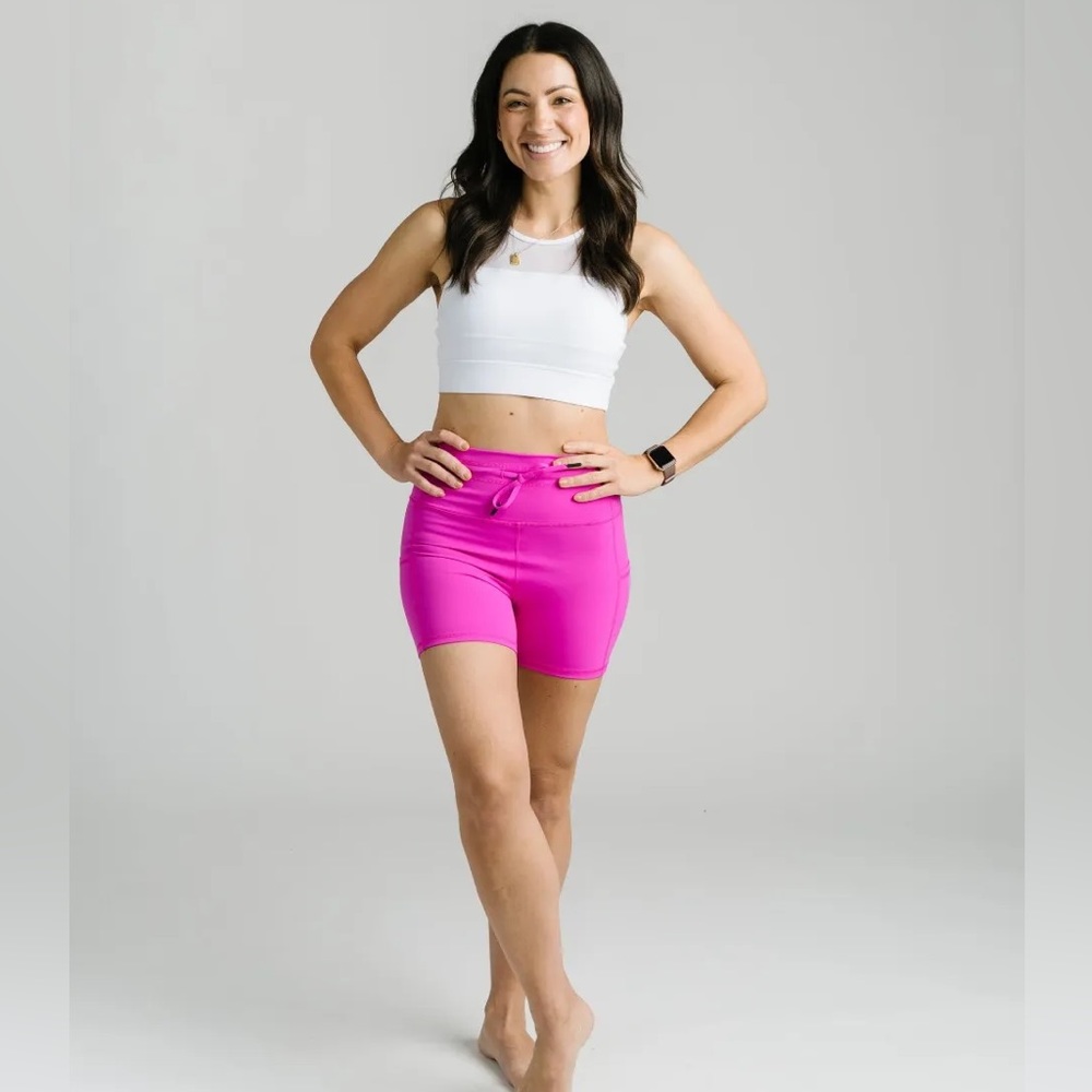 Zyia Fuchsia Pocket Drawstring Luxe Hustle Shorts SIZE medium